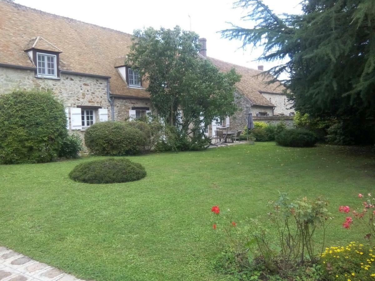 Domaine Des Trois Chateaux Moisenay Екстер'єр фото