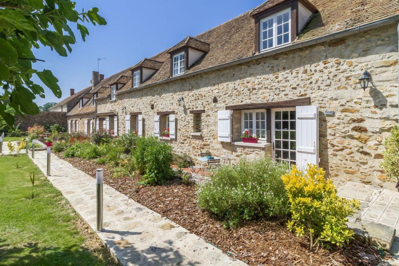 Апартаменти Domaine Des Trois Chateaux Moisenay Екстер'єр фото